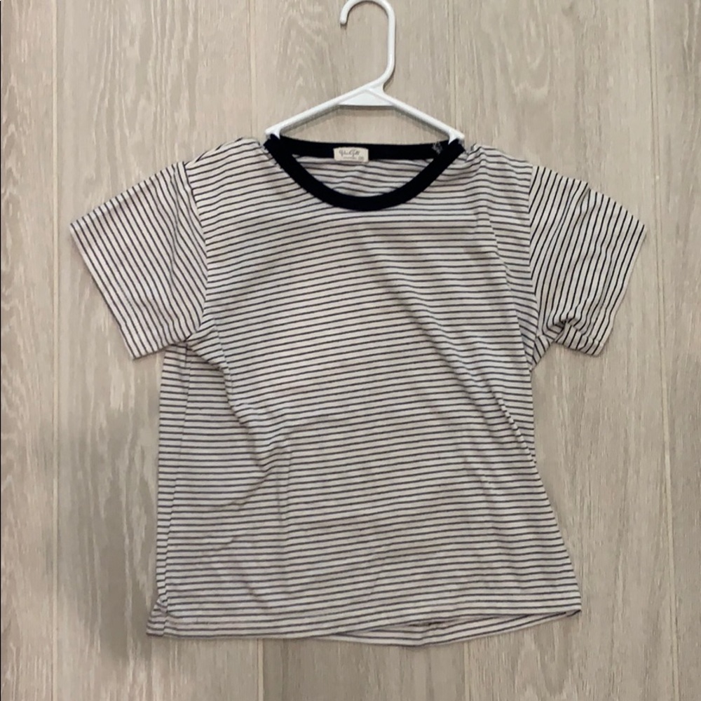 Brandy Melville T-shirt